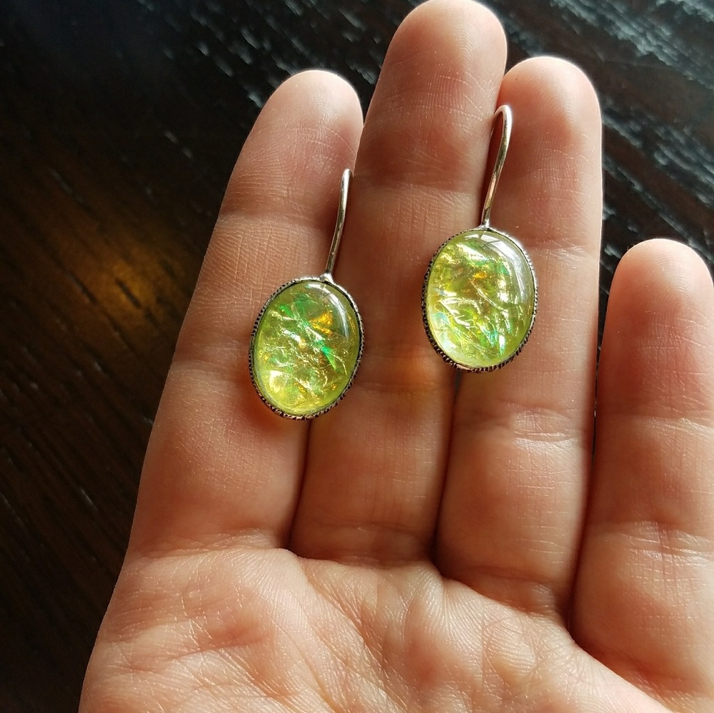 NWOT Stunning Silver Triplet Opal Earrings - Picture 3 of 5
